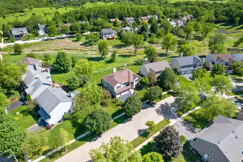 View/Area - 1490 White Chapel Ln, Algonquin, IL 60102 photo 3 of 5