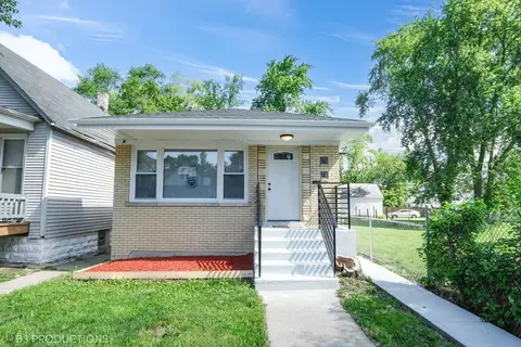 248 W 115th St, Chicago, IL 60628