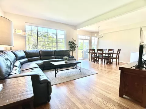 1282 Timberline Dr, Bartlett, IL 60103 photo 12