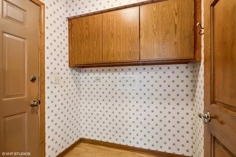 231 Greens View Dr, Algonquin, IL 60102 photo 10