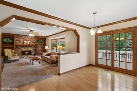 231 Greens View Dr, Algonquin, IL 60102 photo 7