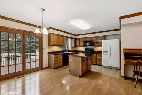 231 Greens View Dr, Algonquin, IL 60102 photo 5