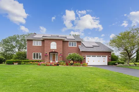 21302 Brown Dr, Frankfort, IL 60423