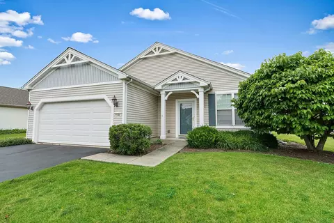 11487 Stonewater Xing, Huntley, IL 60142