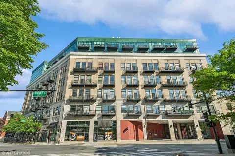 1645 W Ogden Ave #601, Chicago, IL 60607