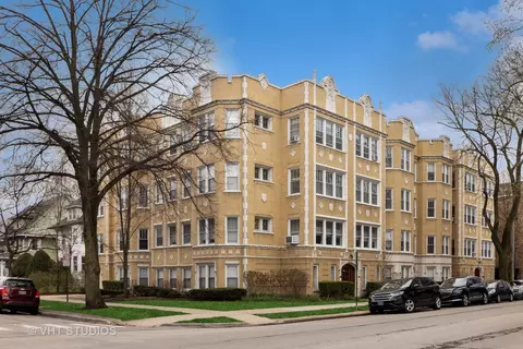 818 Washington Blvd #2, Oak Park, IL 60302