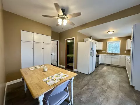 Kitchen - 424 N Maple St, Clinton, IL 61727 photo 1 of 2
