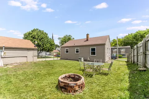 232 Valley Ave, Aurora, IL 60505 photo 13