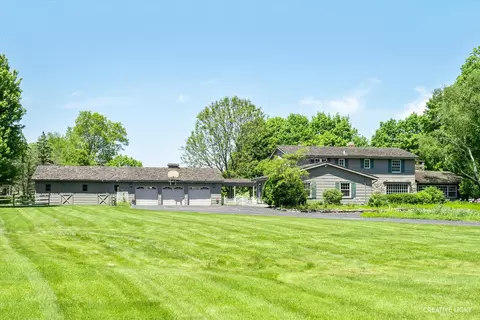 Exterior - 6 N210 Surrey Rd, Wayne, IL 60184 photo 5 of 6