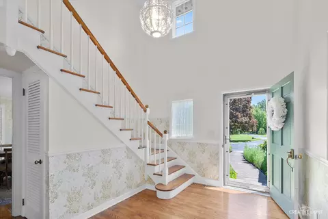 Entry Way - 6 N210 Surrey Rd, Wayne, IL 60184 photo 1 of 6