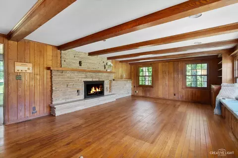 Living - 6 N210 Surrey Rd, Wayne, IL 60184 photo 2 of 3