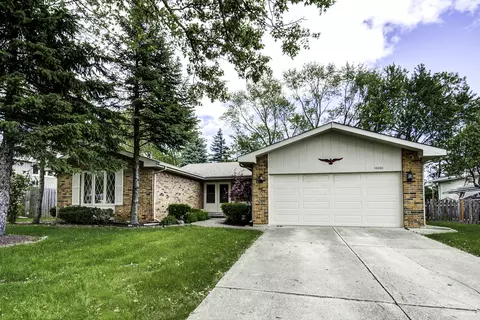 14001 Sea Biscuit Ct, Orland Park, IL 60467