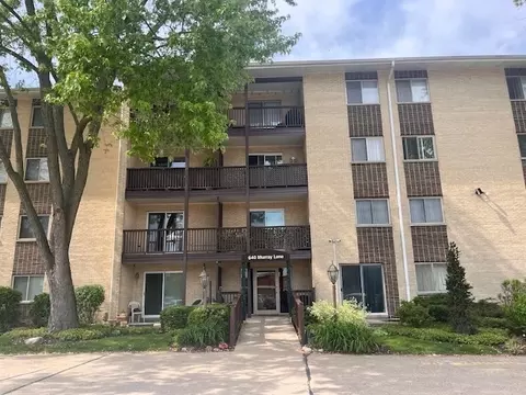 640 Murray Ln #101, Des Plaines, IL 60016