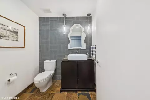 60 E Monroe St #6502, Chicago, IL 60603 photo 28