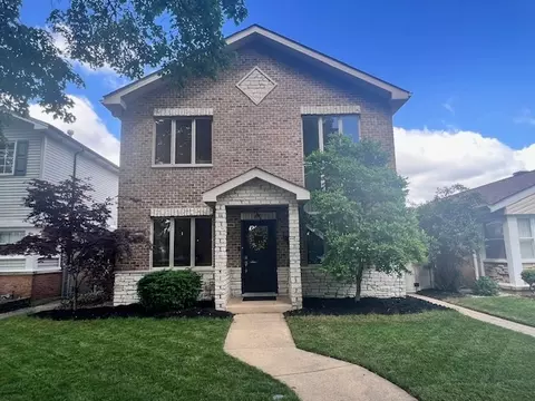 5842 S Nagle Ave, Chicago, IL 60638