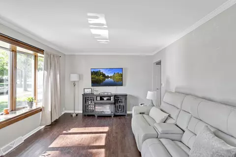 Living - 3808 Jay Ln, Rolling Meadows, IL 60008 photo 1 of 1