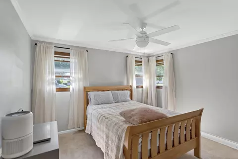 Bedroom - 3808 Jay Ln, Rolling Meadows, IL 60008 photo 1 of 4