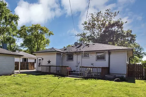 Exterior - 3808 Jay Ln, Rolling Meadows, IL 60008 photo 3 of 6