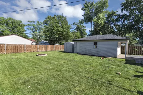 Exterior - 3808 Jay Ln, Rolling Meadows, IL 60008 photo 5 of 6