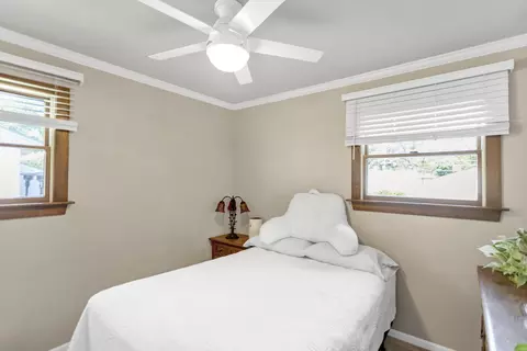 Bedroom - 3808 Jay Ln, Rolling Meadows, IL 60008 photo 3 of 4