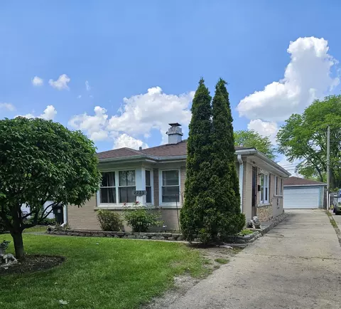 2223 Foster St, Evanston, IL 60201