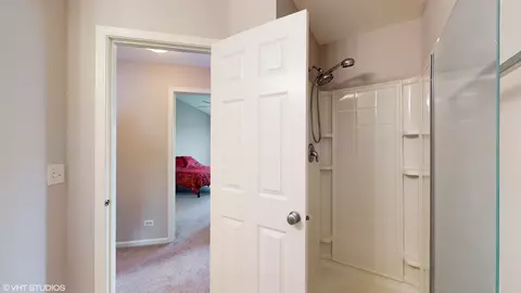 Bath - 3003 Nicklaus Ln, Wadsworth, IL 60083 photo 5 of 6