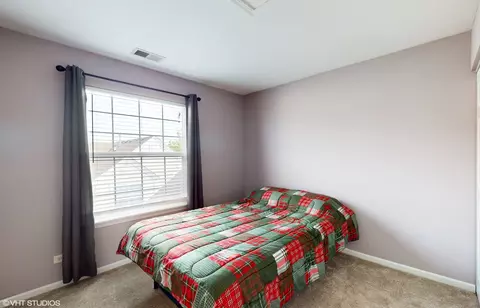 Bedroom - 3003 Nicklaus Ln, Wadsworth, IL 60083 photo 5 of 7