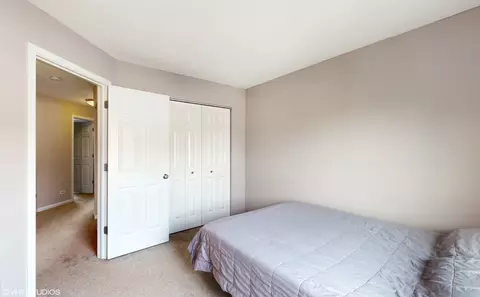 Bedroom - 3003 Nicklaus Ln, Wadsworth, IL 60083 photo 4 of 7