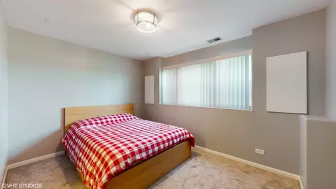 Bedroom - 3003 Nicklaus Ln, Wadsworth, IL 60083 photo 6 of 7