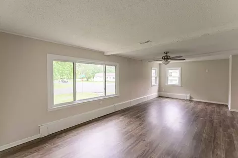 5401 Lucina Ave, Mchenry, IL 60050 photo 2