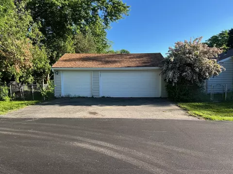 5401 Lucina Ave, Mchenry, IL 60050 photo 11
