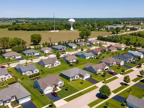 View/Area - 823 Hanson Ave, Mchenry, IL 60050 photo 7 of 7