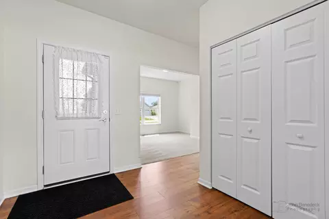 Entry Way - 823 Hanson Ave, Mchenry, IL 60050 photo 1 of 3