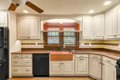 Kitchen - 2201 Welland Dr, Champaign, IL 61821 photo 1 of 3