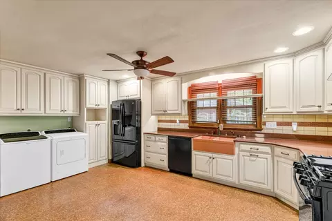 Kitchen - 2201 Welland Dr, Champaign, IL 61821 photo 3 of 3