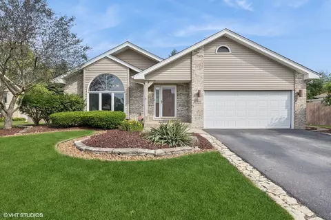 10416 Aileen Ave, Mokena, IL 60448
