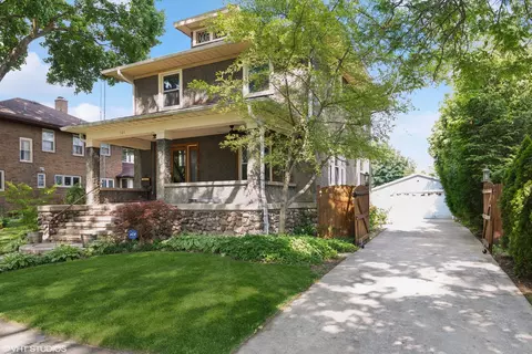705 N Jefferson St, Harvard, IL 60033