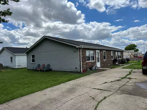 2607 Dale Dr, Champaign, IL 61821