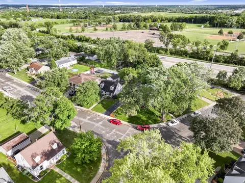 View/Area - 1023 Adams St, Elgin, IL 60123 photo 4 of 6