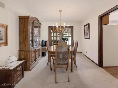 125 Wakeman Ave, Wheaton, IL 60187 photo 6