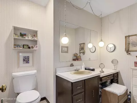 125 Wakeman Ave, Wheaton, IL 60187 photo 22