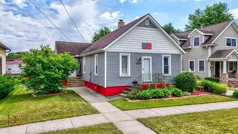 1313 W Jackson St, Ottawa, IL 61350