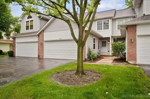 13343 W Heiden Cir #13343, Lake Bluff, IL 60044