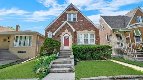 6611 S Kedvale Ave, Chicago, IL 60629