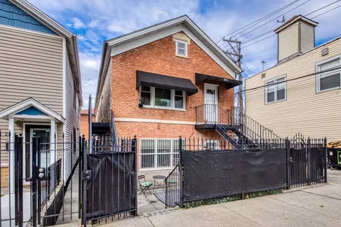 2812 S Throop St, Chicago, IL 60608