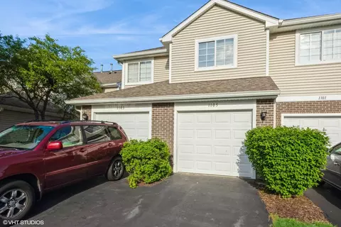 1105 E Wilson Ave #1105, Lombard, IL 60148