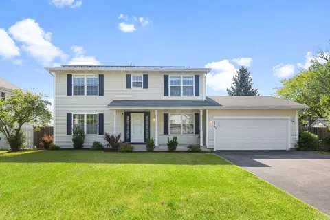 1034 Autumn Dr, Antioch, IL 60002
