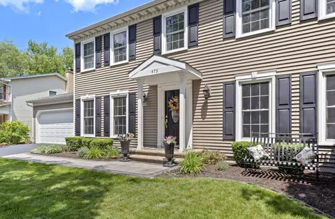 473 Staunton Rd, Naperville, IL 60565