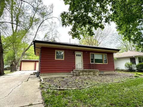 254 S Lyle Ave, Elgin, IL 60123