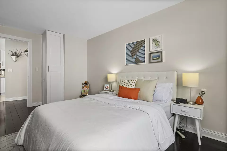 Bedroom - 5701 N Sheridan Rd #19T, Chicago, IL 60660 photo 8 of 9